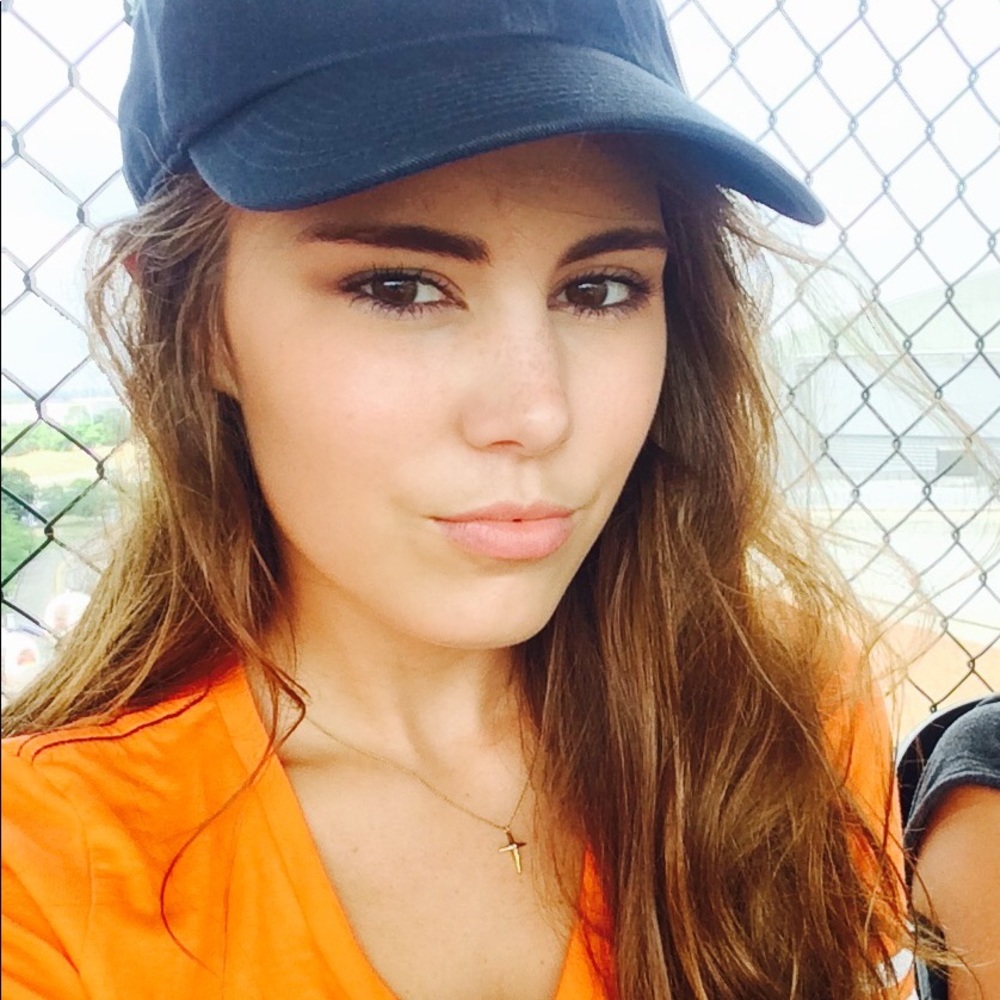 Meet your Posher, Maria